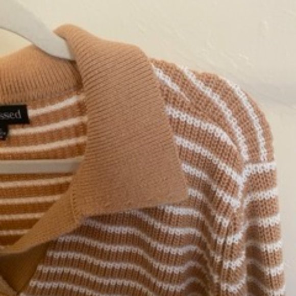 Embossed Striped Sweatshirt Size Large - Picture 5 of 5